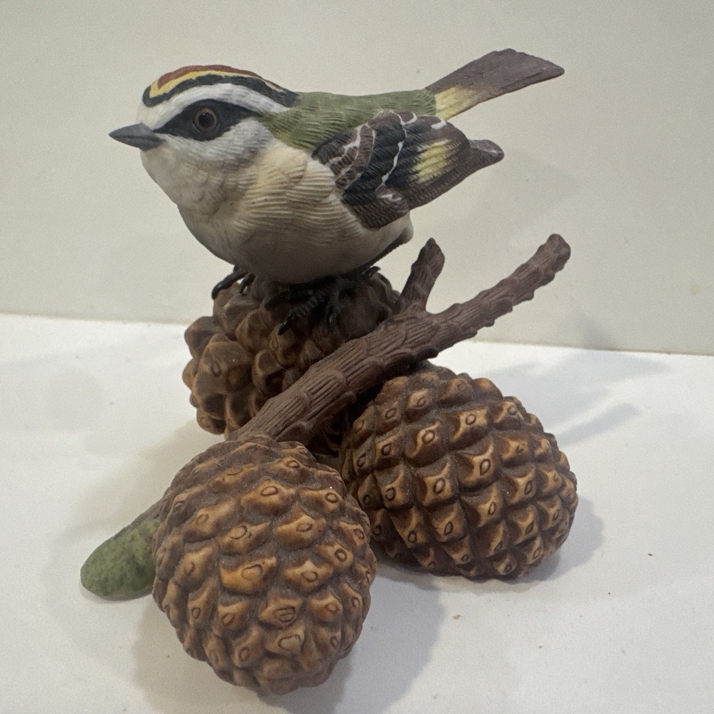 Vtg Lenox Golden Crowned Kinglet Figurine Garden Bird Collection Fine Porcelain